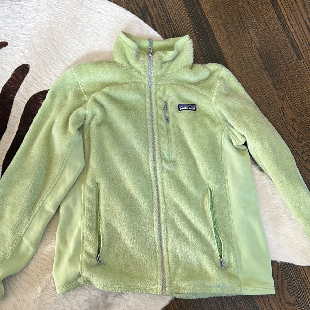 Patagonia Light Green Fuzzy Long Sleeve Jacket